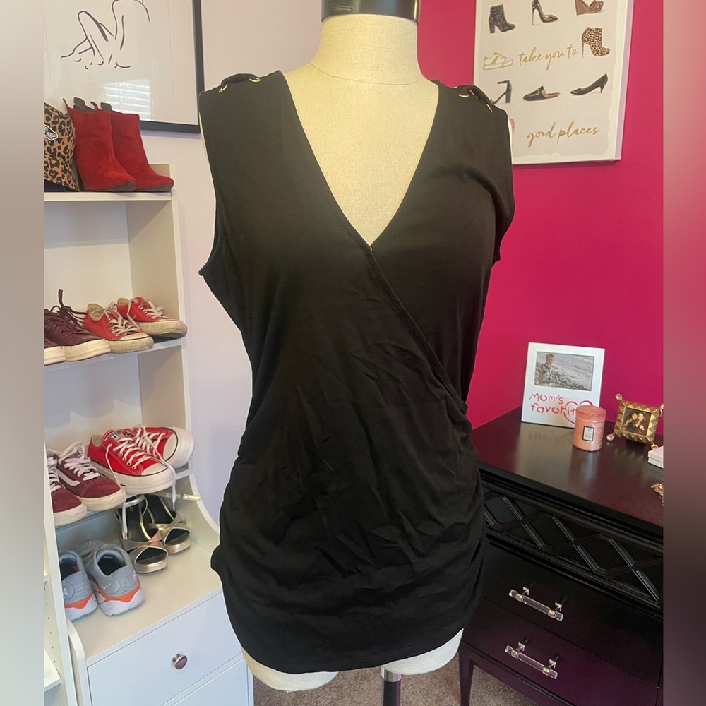 MK deep V top